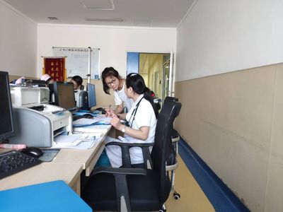 青春使命:入市图书馆宣讲建国七十周年,进市人民医院深入各科室调研